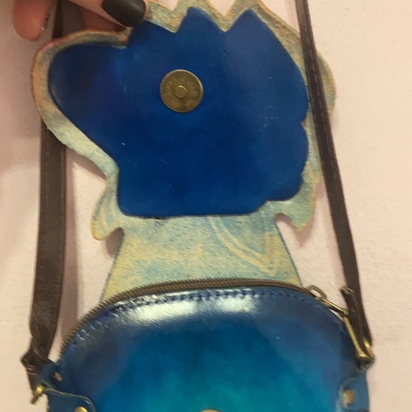 Satchel - Picture 7 of 8